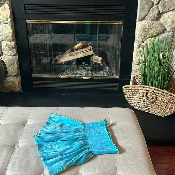 Queen of Sparkles Aqua Blue Swing Shorts Size XS - Picture 1 of 9